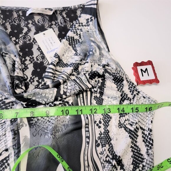 Spicy Sugar Black and White Sleeveless Body Hugging Dress Size S and Size M - Picture 8 of 9